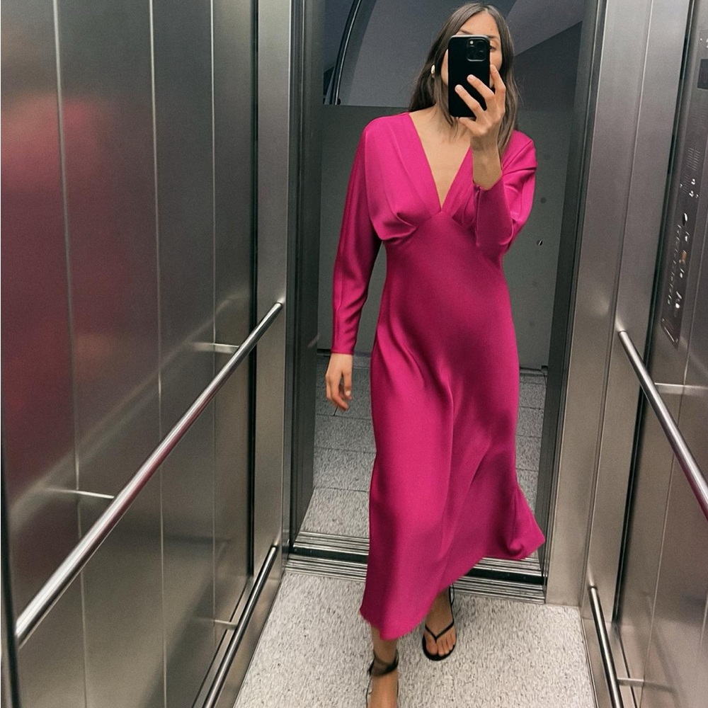 Zara limited edition satin effect midi dress - Picture 2 of 9